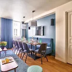 Urbanflat 134 - Grand Appartement En Plein Centre De Paris